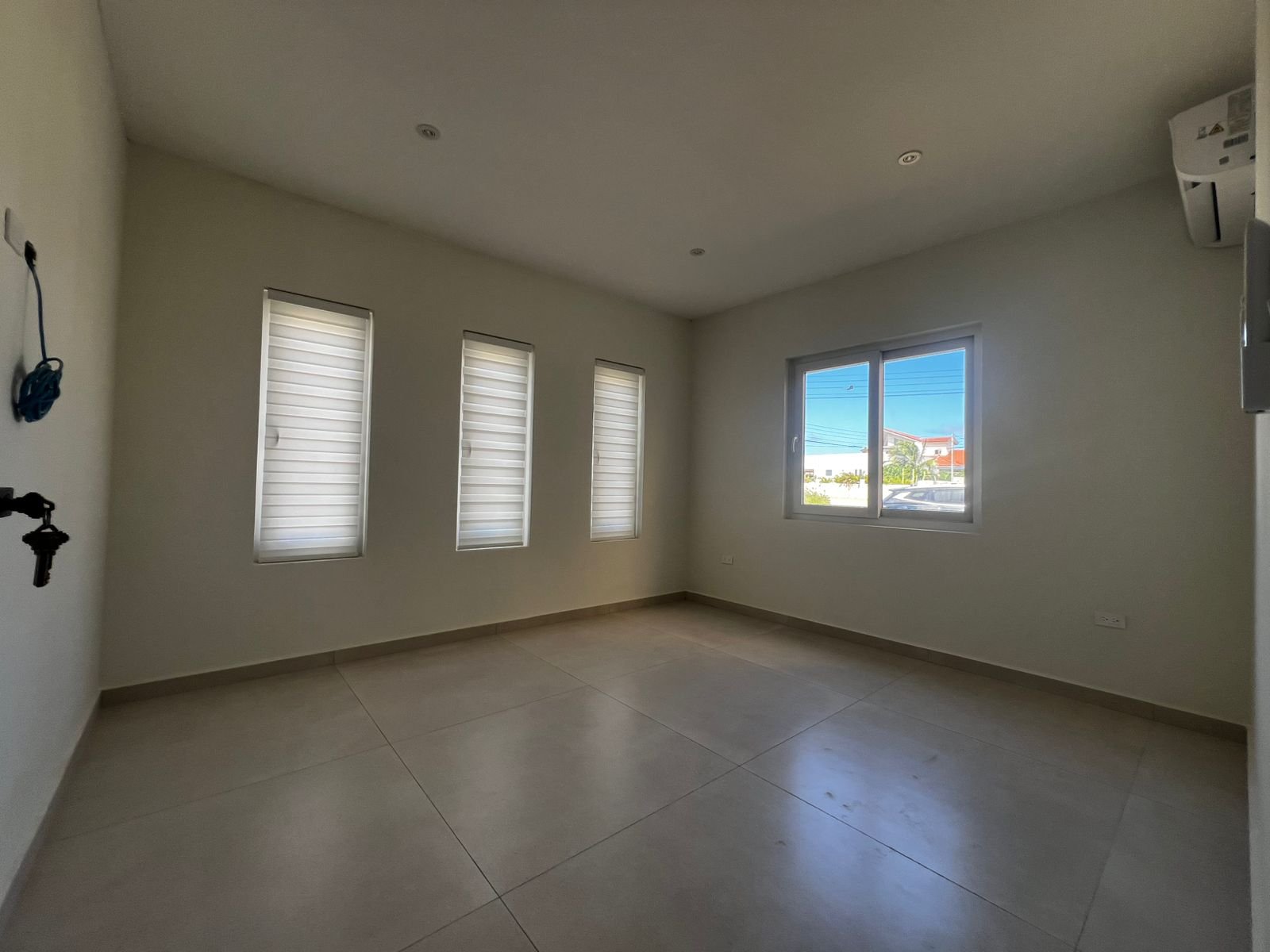 WhatsApp Image 2025-12-23 at 12.06.19 PM